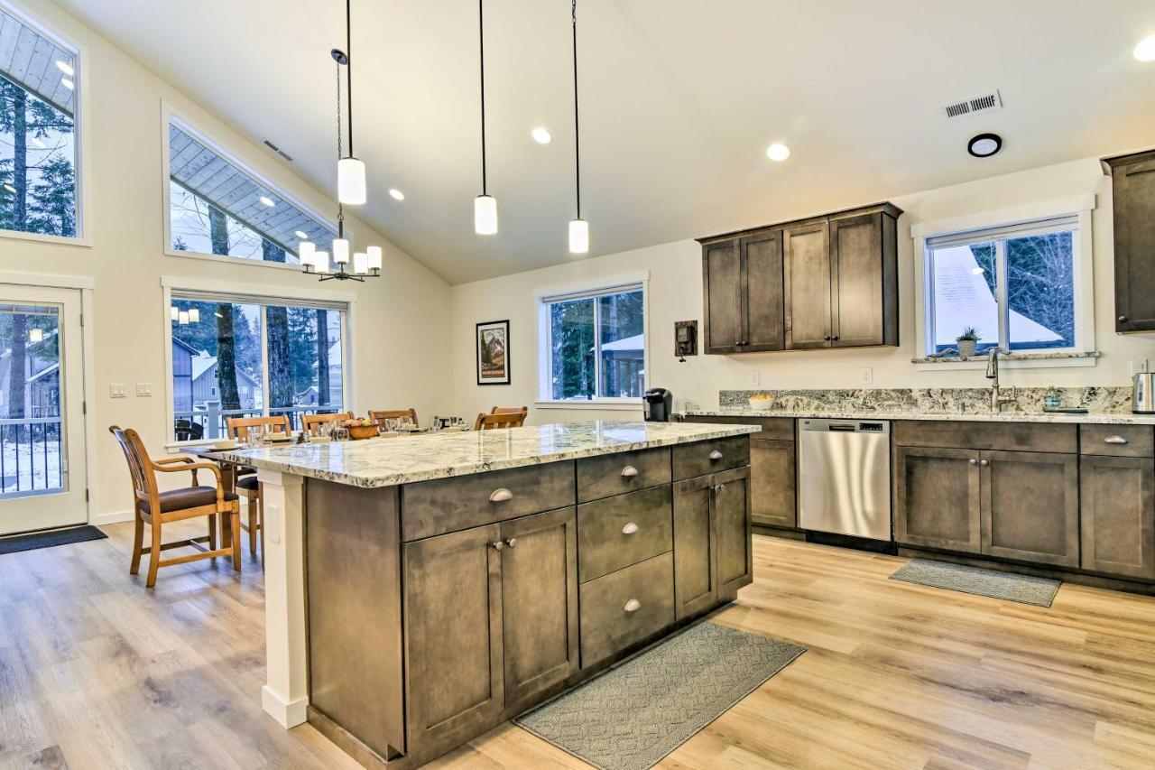 Family-Friendly Packwood Retreat With Deck!ヴィラ エクステリア 写真