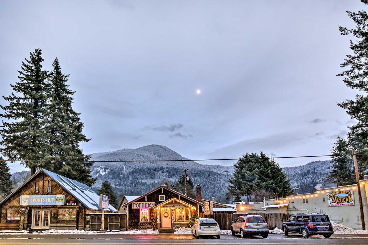 Family-Friendly Packwood Retreat With Deck!ヴィラ エクステリア 写真