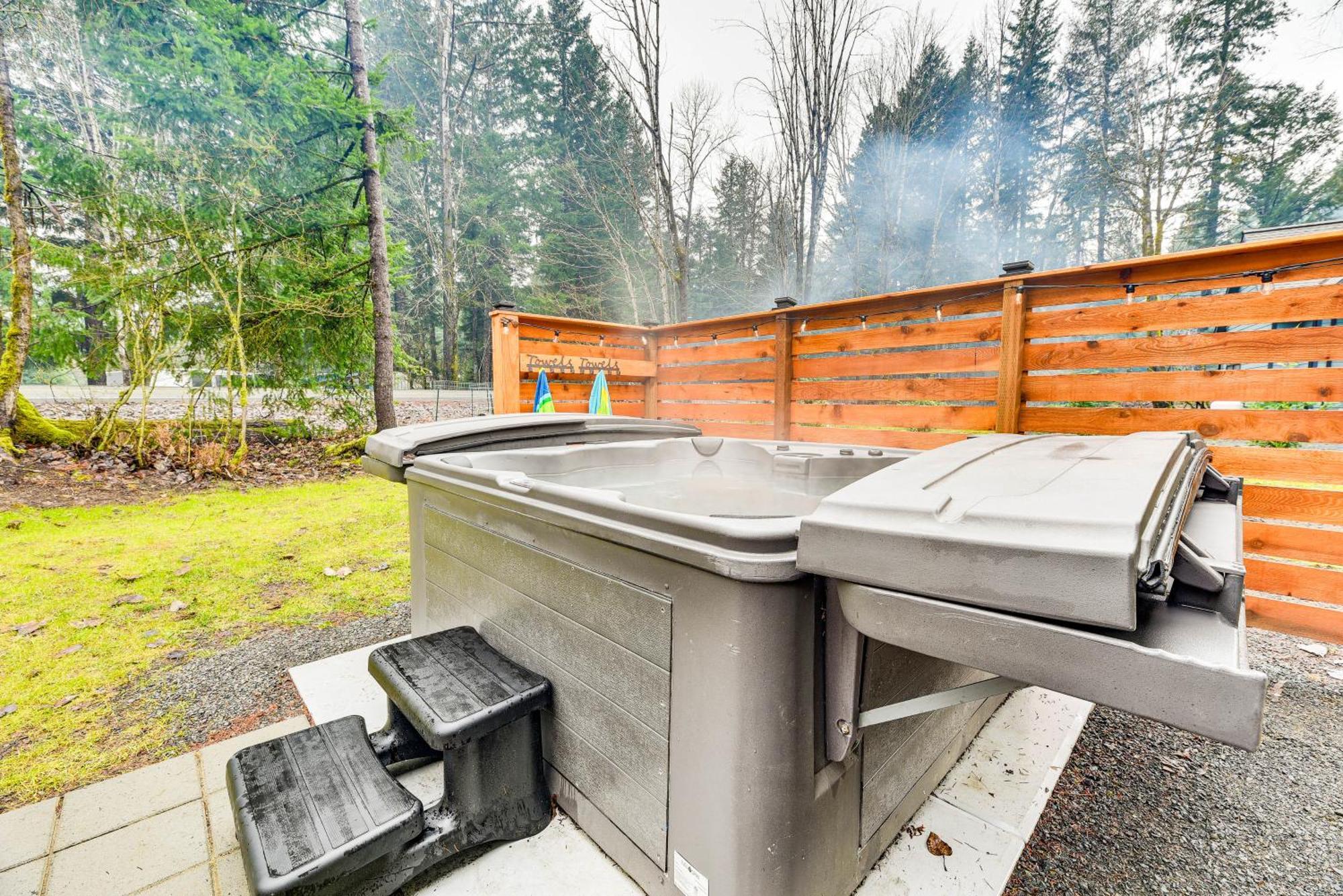 Family-Friendly Packwood Retreat With Deck!ヴィラ エクステリア 写真